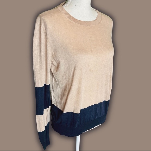 Theory ‘Abino Jam’ Crewneck Sweater in “Nude / Navy” Size Large - Picture 9 of 15